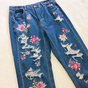 American Eagle Floral Mom Jeans